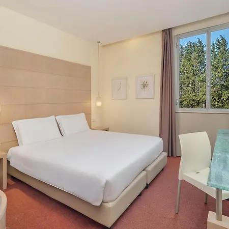 B&B HOTEL Calenzano First-3